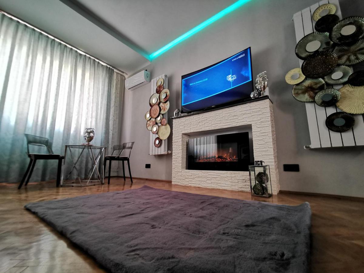 Crystal Central Apartment Brasov Exterior photo