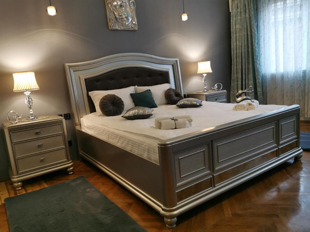 Crystal Central Apartment Brasov Exterior photo